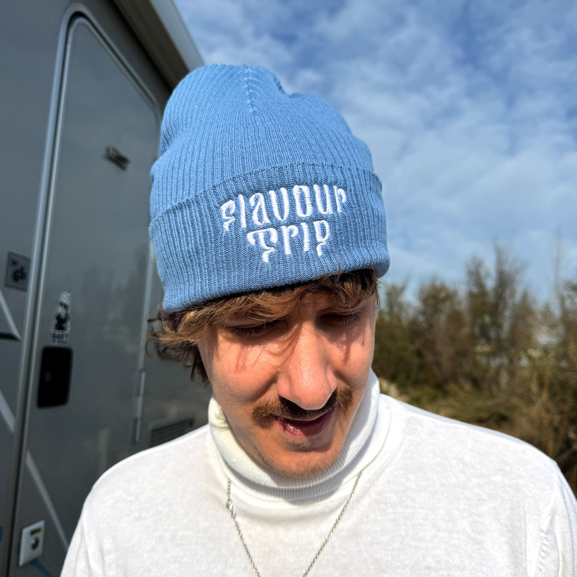 HOUSE HEAD Beanie Light Avio Blue