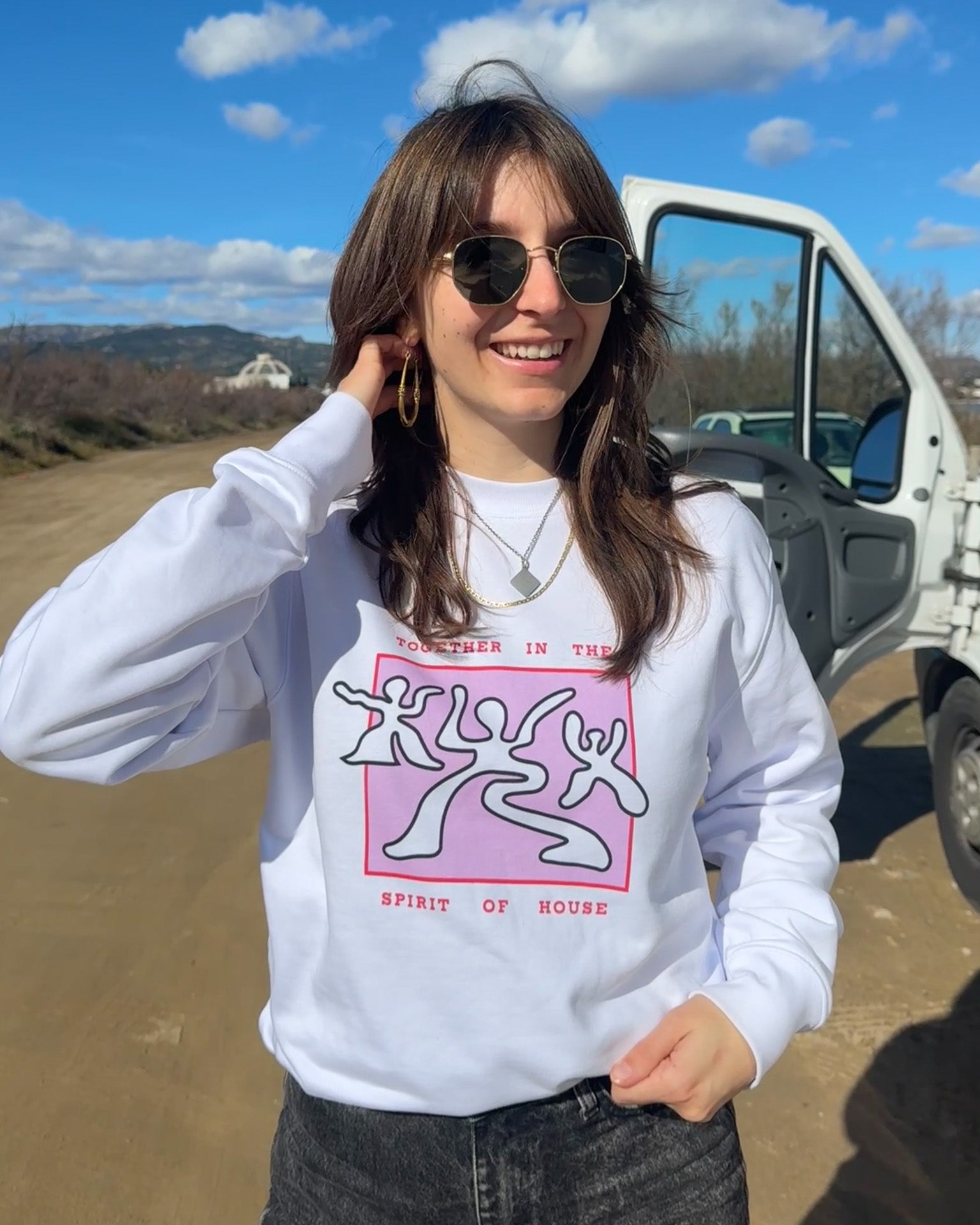 SPIRIT OF HOUSE White Sweater Unisex